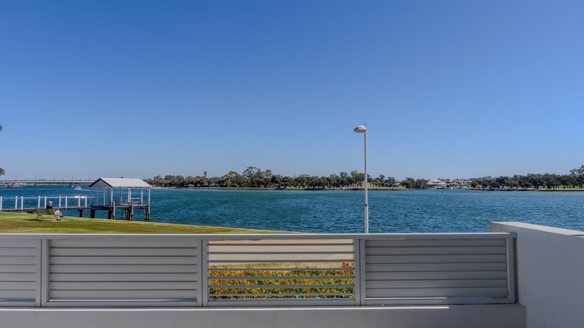 Seapoint 102 Apartman Mandurah Kültér fotó